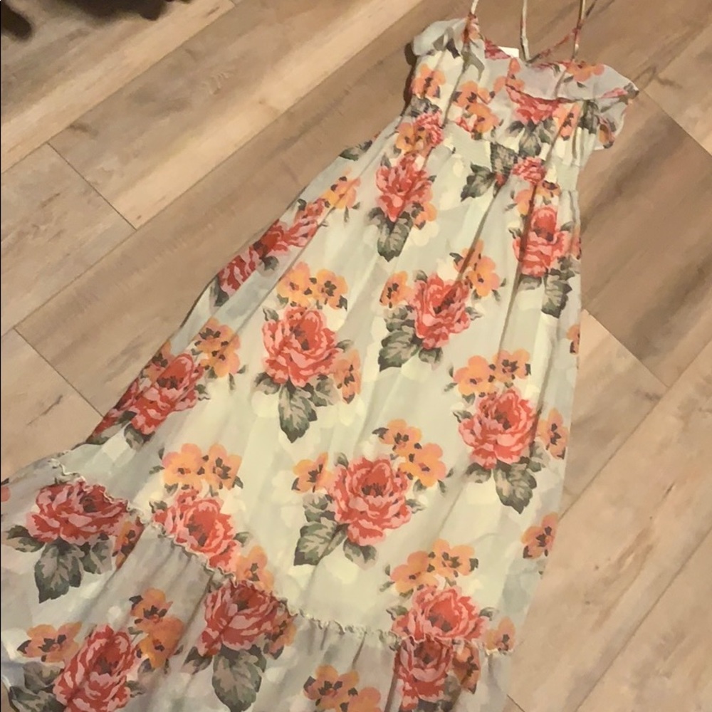 Beautiful chic maxi dress